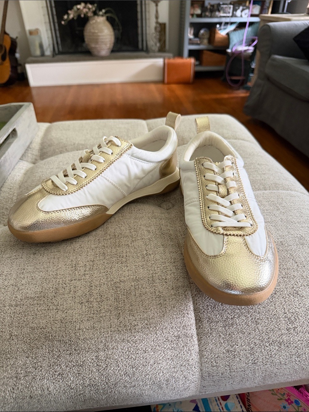Anne Klein Walkon Sneakers Sporty Lace-Up Comfort White Gold Size 9